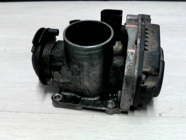 bontott VW GOLF III Fojtószelep (Mechanikus)