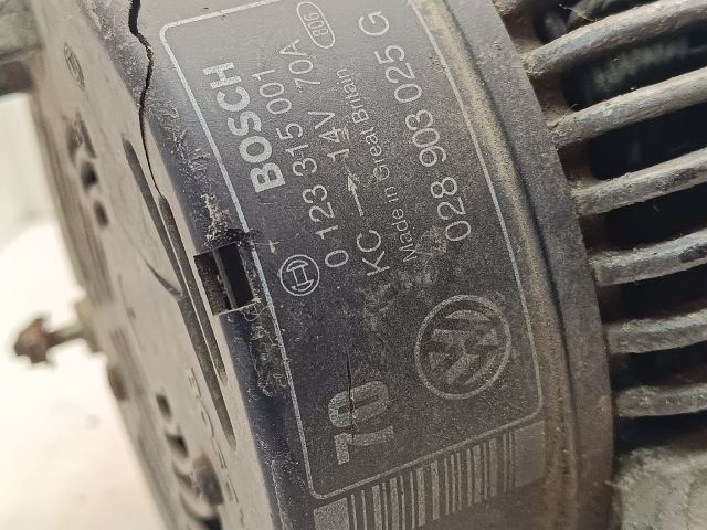 bontott VW GOLF III Generátor