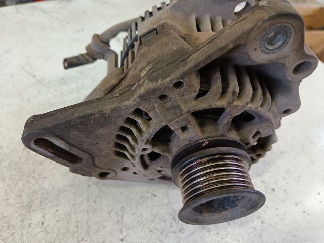 bontott VW GOLF III Generátor