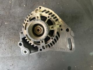 bontott VW GOLF III Generátor