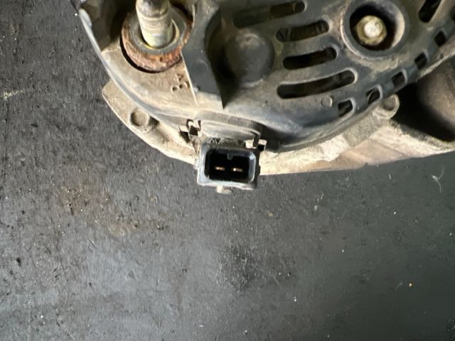 bontott VW GOLF III Generátor