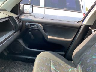 bontott VW GOLF III Gyújtáskapcsoló Házzal