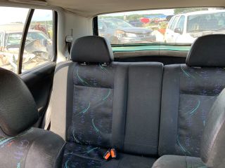 bontott VW GOLF III Gyújtáskapcsoló Házzal