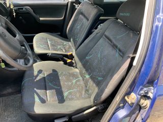 bontott VW GOLF III Gyújtáskapcsoló Házzal