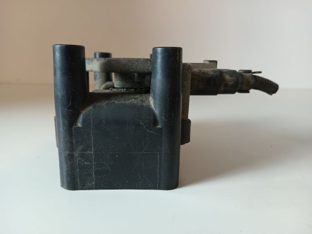 bontott VW GOLF III Gyújtótrafó