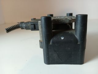 bontott VW GOLF III Gyújtótrafó