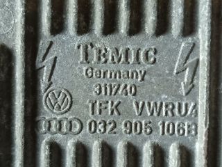 bontott VW GOLF III Gyújtótrafó