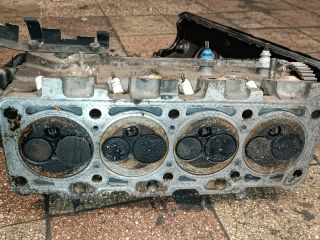 bontott VW GOLF III Hengerfej