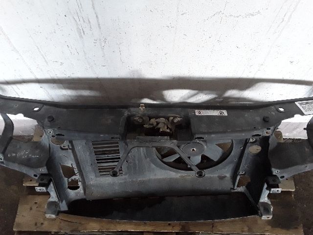 bontott VW GOLF III Homlokfal (Üres lemez)