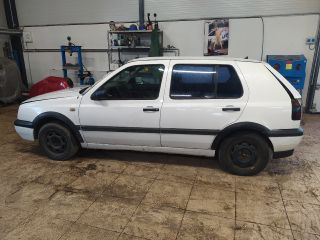 bontott VW GOLF III Homlokfal (Üres lemez)