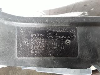 bontott VW GOLF III Homlokfal (Üres lemez)