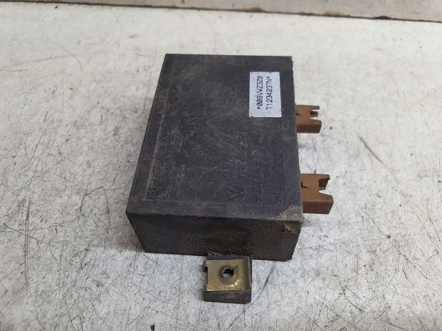 bontott VW GOLF III Immobilizer Elektronika