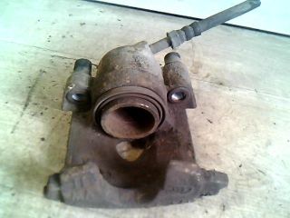 bontott VW GOLF III Jobb első Féknyereg Munkahengerrel