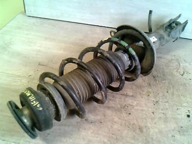 bontott VW GOLF III Jobb első Gólyaláb (Lengécsillapító, Rugó)