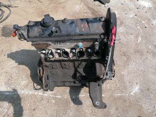 bontott VW GOLF III Motor (Fűzött blokk hengerfejjel)