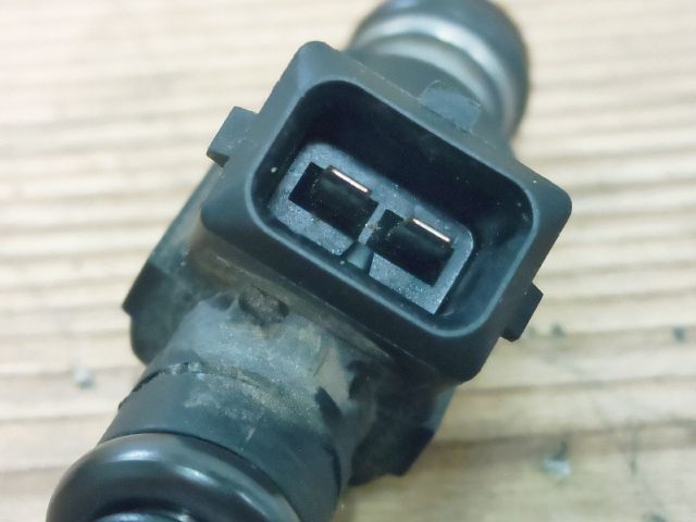 bontott VW GOLF III Porlasztó (1 db)