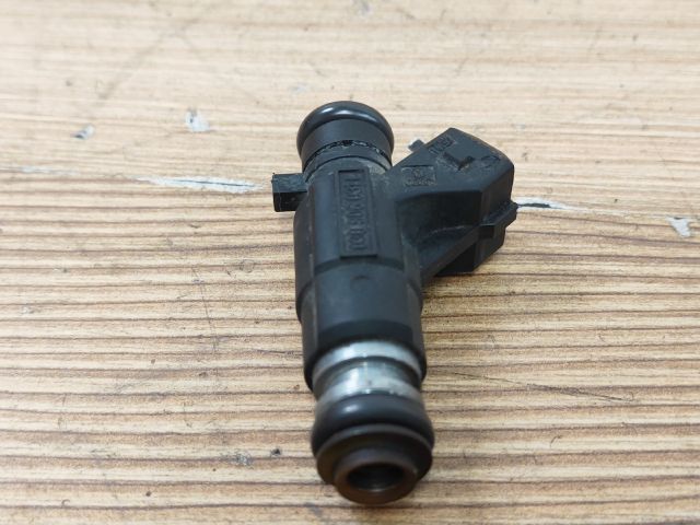 bontott VW GOLF III Porlasztó (1 db)