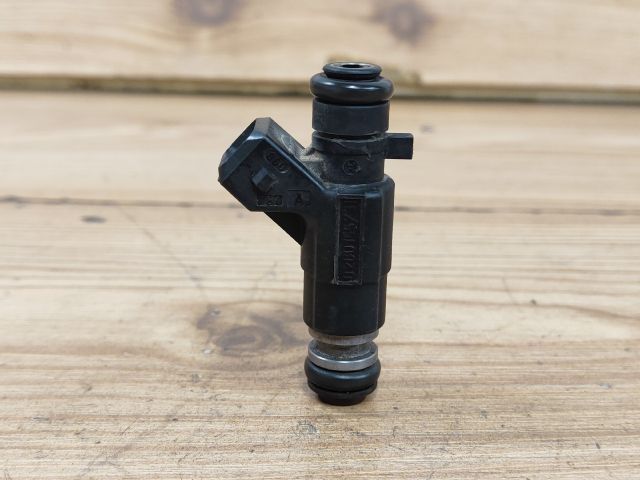 bontott VW GOLF III Porlasztó (1 db)