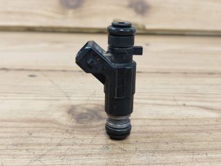 bontott VW GOLF III Porlasztó (1 db)