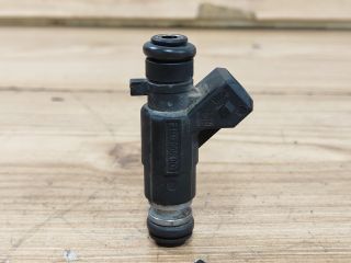 bontott VW GOLF III Porlasztó (1 db)