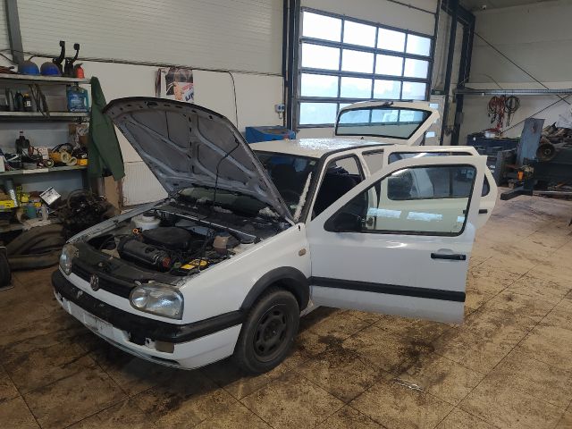 bontott VW GOLF III Porlasztó (1 db)