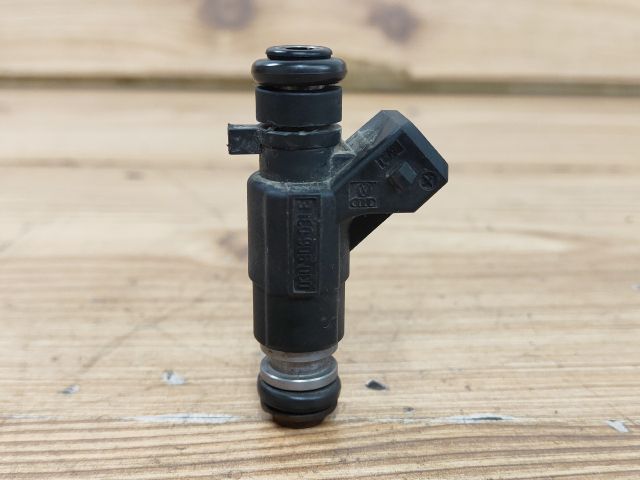 bontott VW GOLF III Porlasztó (1 db)