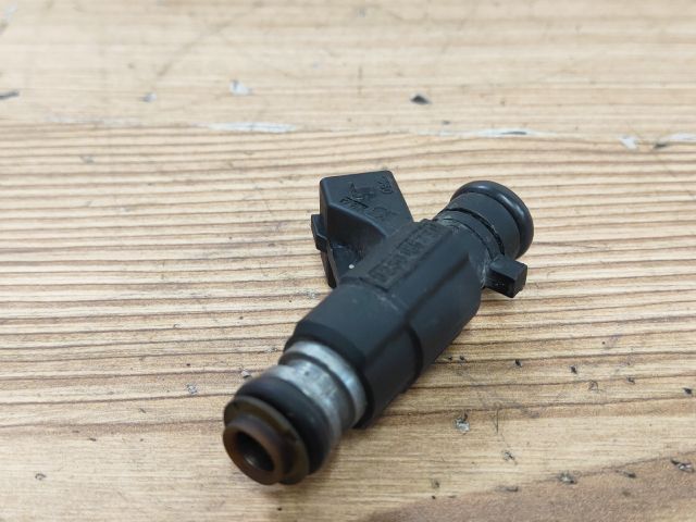 bontott VW GOLF III Porlasztó (1 db)