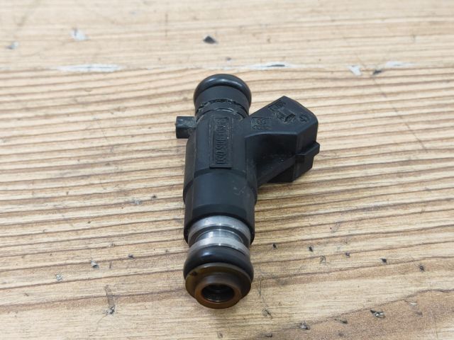 bontott VW GOLF III Porlasztó (1 db)