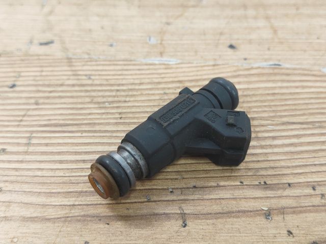 bontott VW GOLF III Porlasztó (1 db)