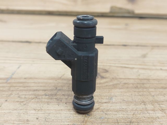 bontott VW GOLF III Porlasztó (1 db)