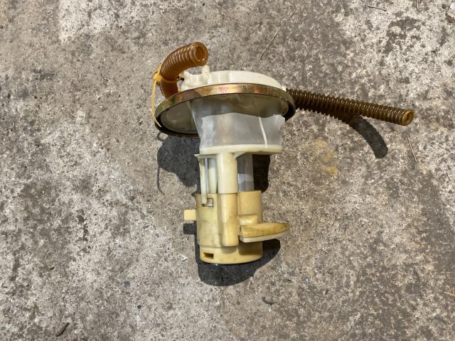 bontott VW GOLF III Üzemanyag Szivattyú