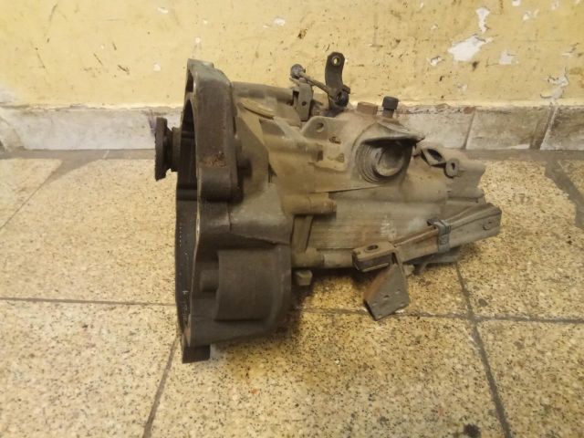 bontott VW GOLF III Váltó (Mechanikus)