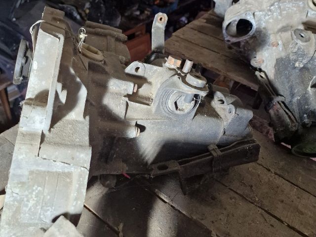 bontott VW GOLF III Váltó (Mechanikus)