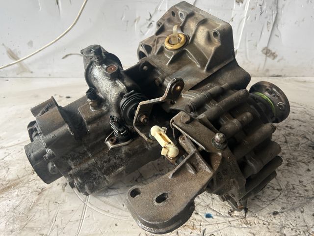 bontott VW GOLF III Váltó (Mechanikus)