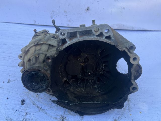 bontott VW GOLF III Váltó (Mechanikus)