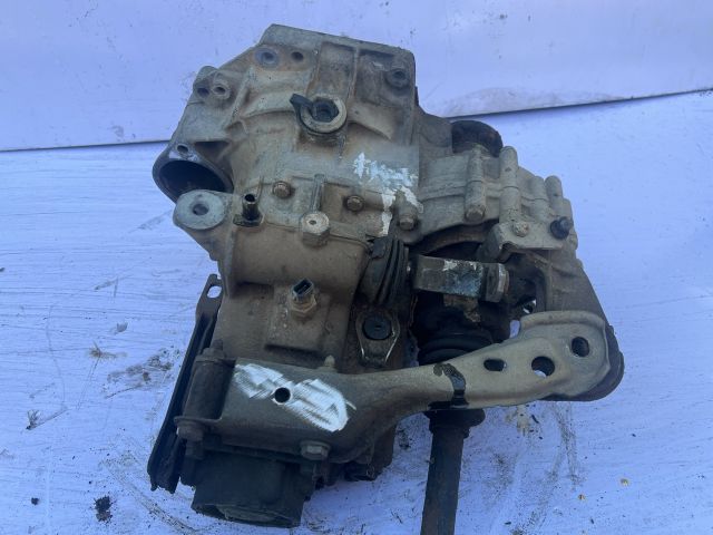 bontott VW GOLF III Váltó (Mechanikus)