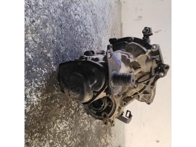 bontott VW GOLF III Váltó (Mechanikus)