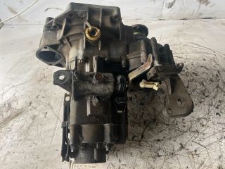 bontott VW GOLF III Váltó (Mechanikus)
