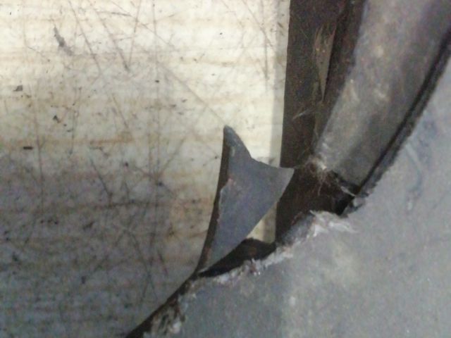 bontott VW GOLF III Alsó Vezérlés Burkolat