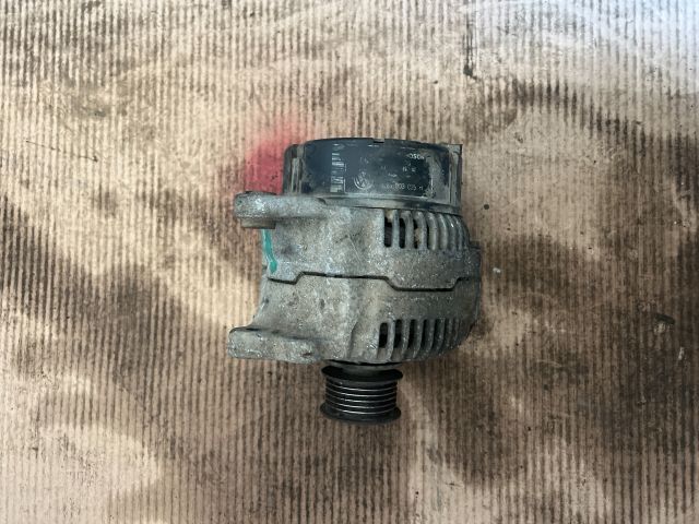 bontott VW GOLF III Generátor