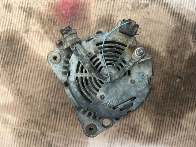 bontott VW GOLF III Generátor