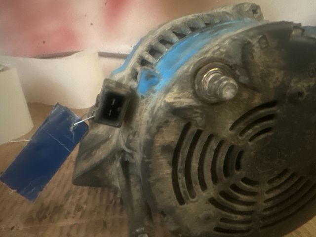 bontott VW GOLF III Generátor