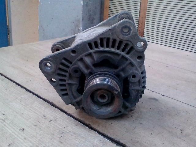 bontott VW GOLF III Generátor