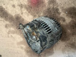 bontott VW GOLF III Generátor