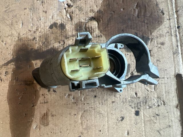 bontott VW GOLF III Gyújtáskapcsoló