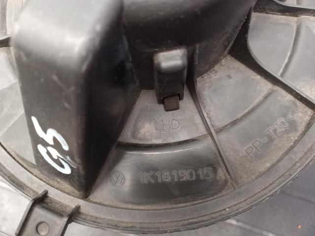 bontott VW GOLF III Klímahűtő Ventilátor