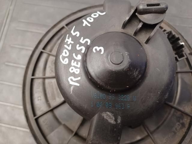 bontott VW GOLF III Klímahűtő Ventilátor