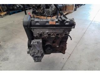 bontott VW GOLF III Motor (Fűzött blokk hengerfejjel)