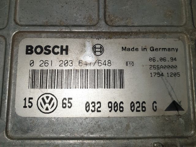 bontott VW GOLF III Motorvezérlő