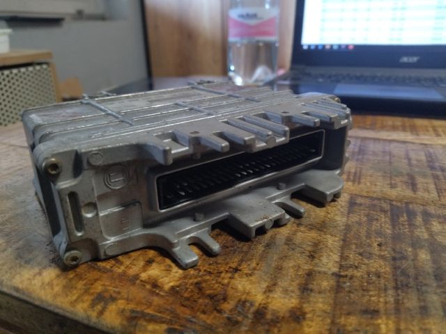 bontott VW GOLF III Motorvezérlő
